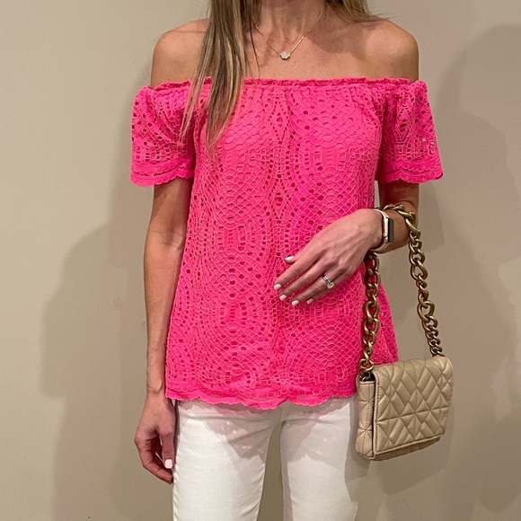 Lilly Pulitzer lace off the shoulder top-excellent condition - Picture 1 of 4